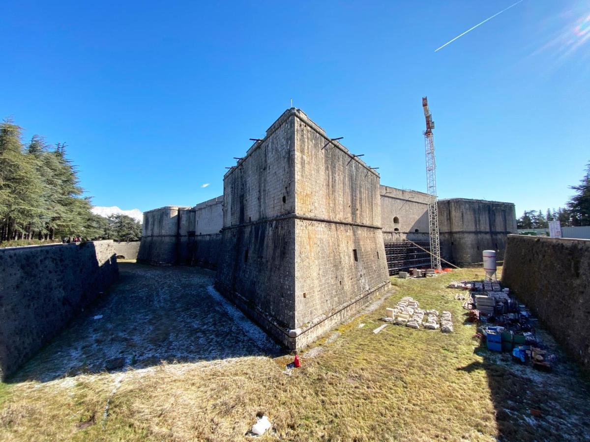 Casa San Bernardino - Private Parking Apartment L'Aquila Luaran gambar