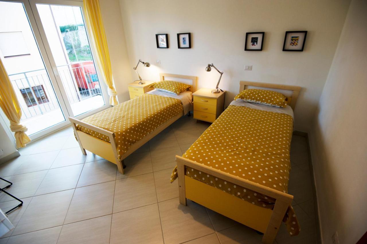 Casa San Bernardino - Private Parking Apartment L'Aquila Luaran gambar